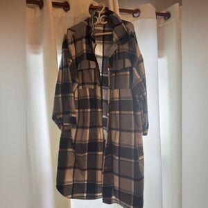 Black & White Plaid Shacket
Lightly worn - fits like a 3x no tags